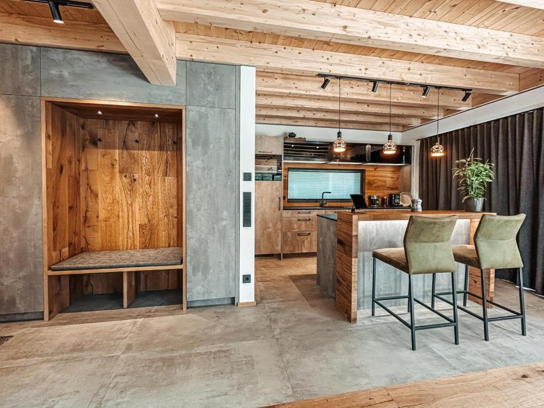 Zsam Chalets Mit Sauna Und Hottub Garmisch-Partenkirchen Exteriör bild