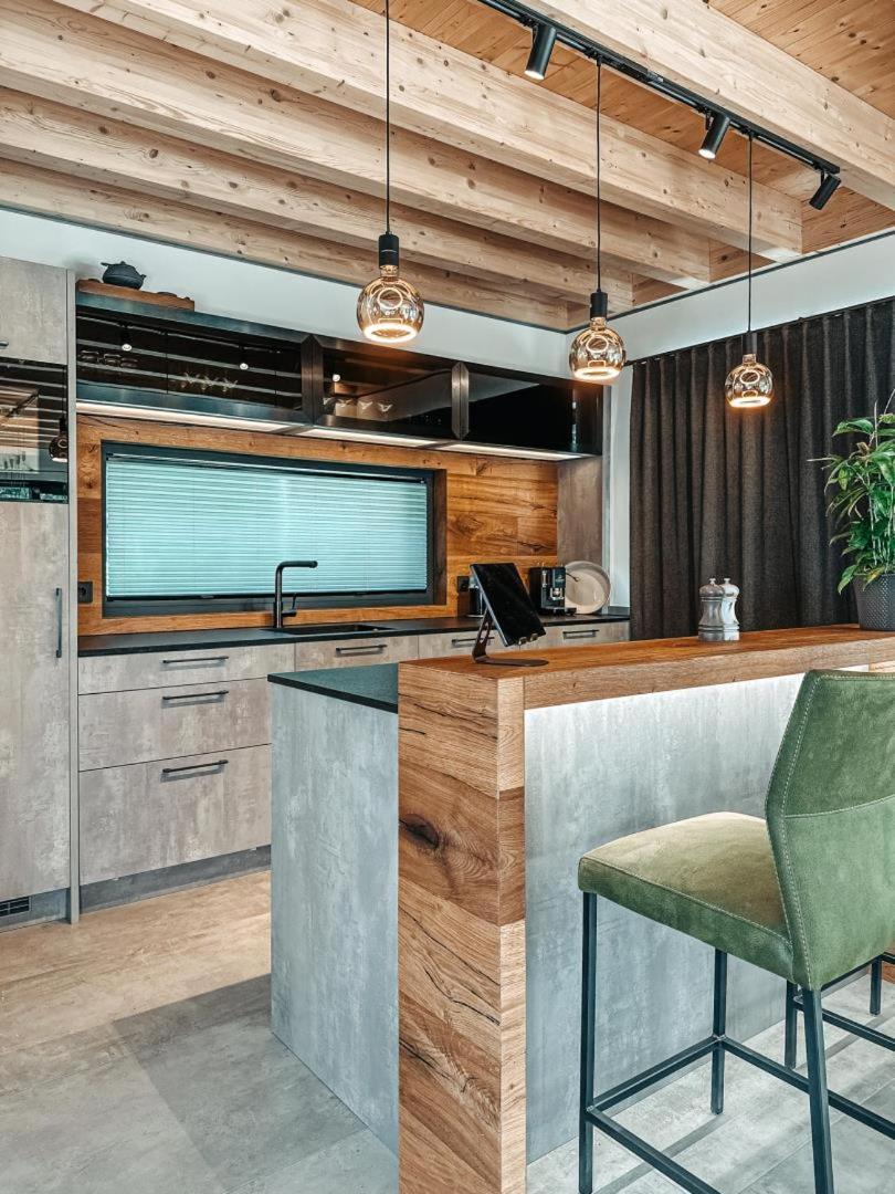 Zsam Chalets Mit Sauna Und Hottub Garmisch-Partenkirchen Exteriör bild