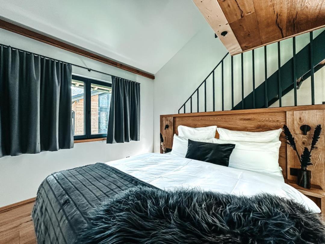 Zsam Chalets Mit Sauna Und Hottub Garmisch-Partenkirchen Exteriör bild